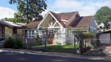 house em Rua Paraguay, Eugênio Ferreira - Canela - RS