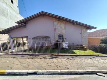 house em Rua Maria Deomar Costa Neves, Centro - Caçador - SC