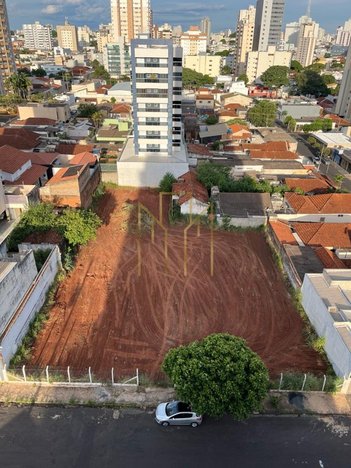 land_lot em Rua Bueno Brandão, Osvaldo Rezende - Uberlândia - MG
