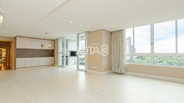 apartment em Rua Natal Cecone, Mossunguê - Curitiba - PR