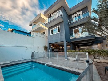 house em Alameda Jequitibá, Moinho Velho - Cotia - SP