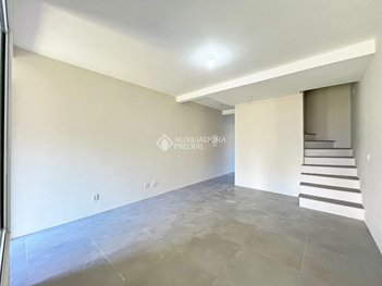 house em Rua Itacyr Rossi, Guarujá - Porto Alegre - RS