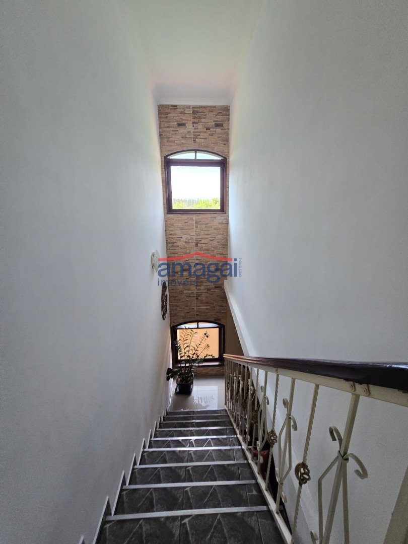 09bb32ed-228d-4bad-91b4-b27d8da0bec9