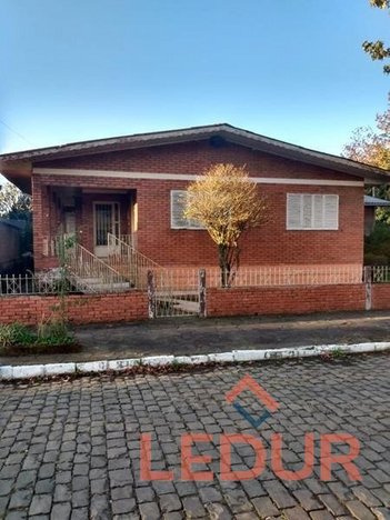 house em Rua Coronel Serrano, Centro - São Francisco de Paula - RS