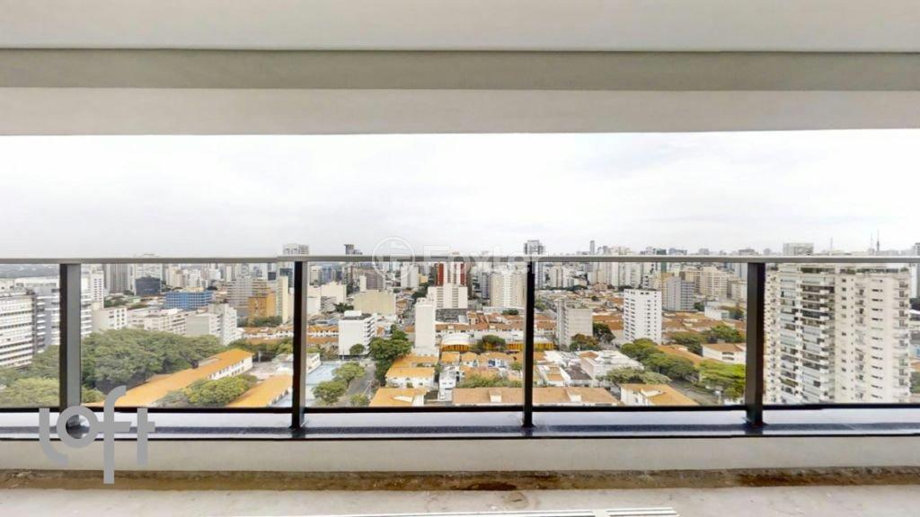1742403899688-arthur_de_azevedo_03162025_102953.jpeg