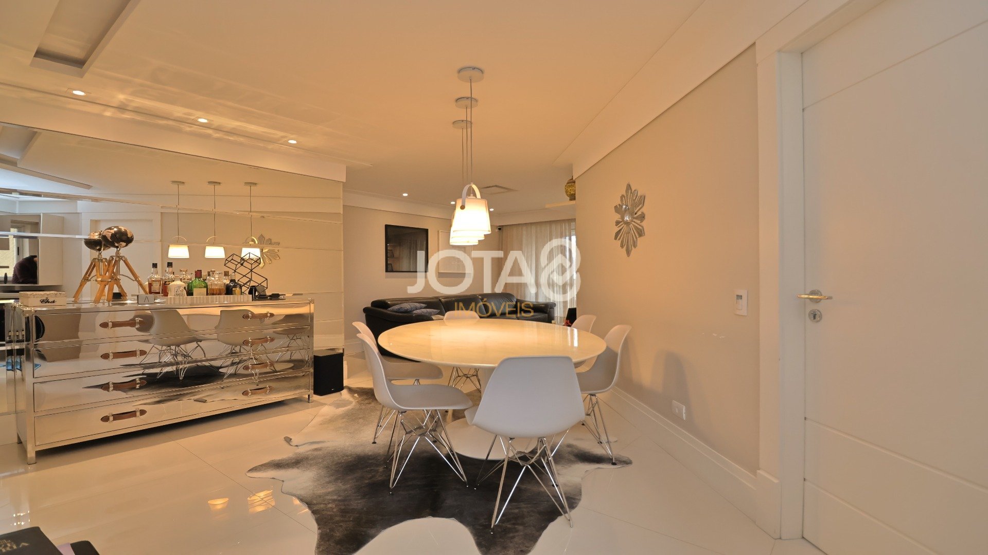 APARTAMENTO 3 QUARTOS NO BATEL (11)