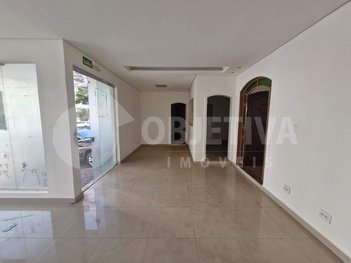 house em Praça Luiz de Freitas Costa, Centro - Uberlândia - MG