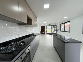 house em Rua Áurea Vieira da Costa, Lagoa da Conceição - Florianópolis - SC