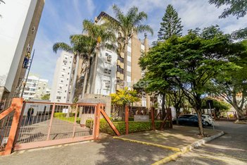 apartment em Rua Eurípedes Monteiro Duarte, Cavalhada - Porto Alegre - RS