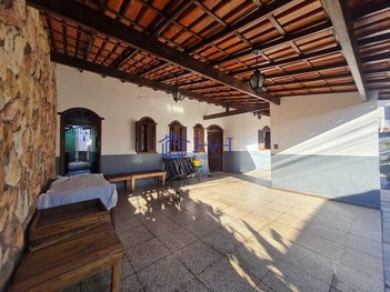 house em Avenida Doutor Ângelo Teixeira da Costa, Frimisa - Santa Luzia - MG