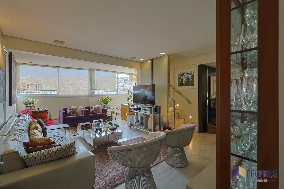 Apartamento com 3 quartos — Santa Lúcia, Belo Horizonte