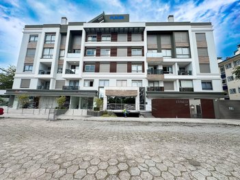 apartment em Professor Renato Barbosa, Jurerê - Florianópolis - SC