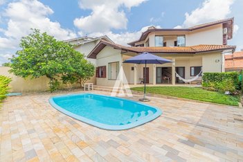 house em Rua Samuel Heusy, Bom Retiro - Joinville - SC