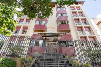 apartment em Rua Pedro Rolim de Moura, Alto da Glória - Curitiba - PR
