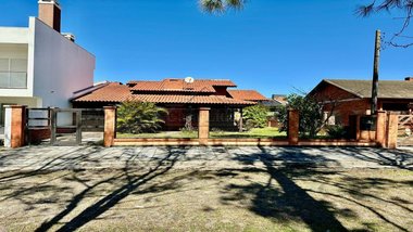 house em Alameda Jacuí Mirim, Centro - Xangri-Lá - RS