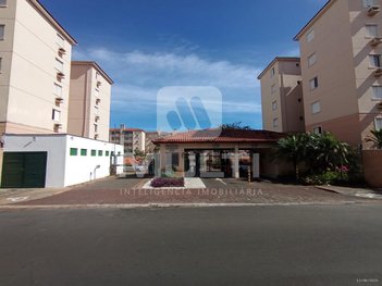 apartment em Rua Maria das Dores Dias, Santa Mônica - Uberlândia - MG