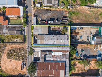 industrial em Rua Sérgio Guimarães Fabiano, Cidade Satélite Íris - Campinas - SP