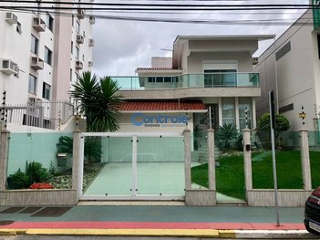 house em Rua Osni João Vieira, Campinas - São José - SC
