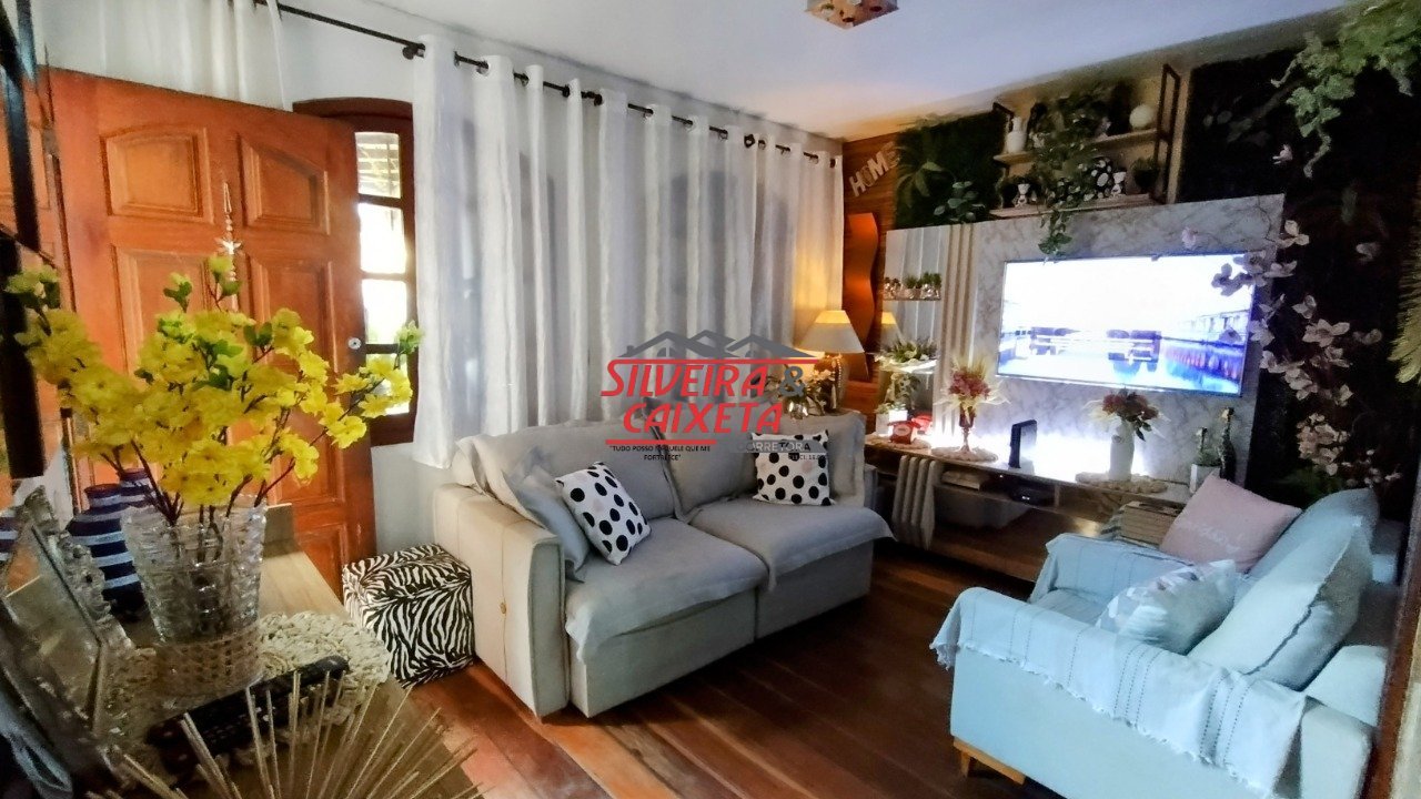 Casa com 3 quartos — Planalto, Belo Horizonte