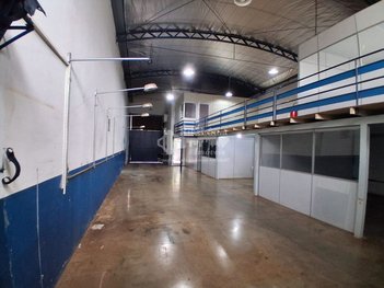 industrial em Rua Francisco Augusto Nunes, Jardim Novo Mundo - Ribeirão Preto - SP