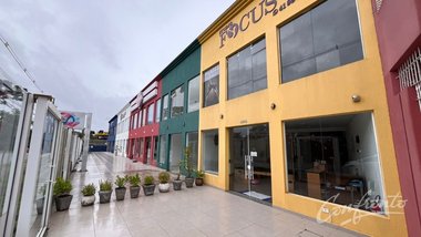 business em Fredolin Wolf, Santa Felicidade - Curitiba - PR