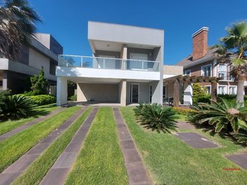 house em Avenida Paraguassu, Centro - Xangri-Lá - RS