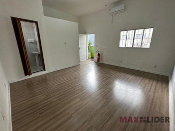 office em Inocêncio Seráfico, Vila Silva Ribeiro - Carapicuíba - SP