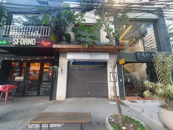 business em Rua Doutor Renato Paes de Barros, Itaim Bibi - São Paulo - SP