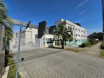 apartment em Rua Theodoro Makiolka, Santa Cândida - Curitiba - PR