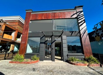 commercial_property em Avenida das Hortênsias, Carniel - Gramado - RS