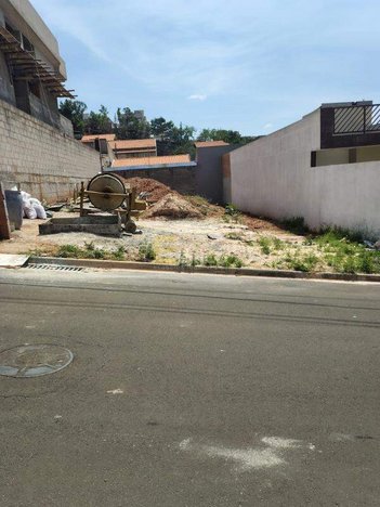 land_lot em Rua Um, Samambaia - Valinhos - SP