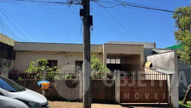 house em Rua Curitiba, Brasil - Uberlândia - MG