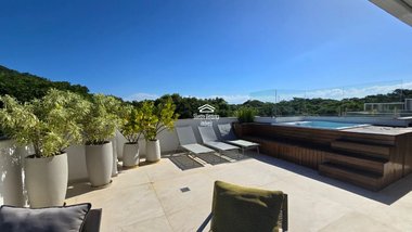 apartment em Rua das Algas, Jurerê - Florianópolis - SC