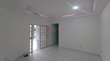 house em Rua Angelo Piassi, Terras de São Francisco - Jundiaí - SP