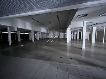 business em 04, Zona Central - Rio Claro - SP