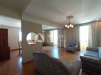 apartment em Rua Duque de Caxias, Centro Histórico - Porto Alegre - RS