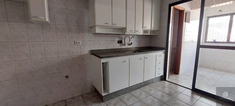 apartment em Rua Sapucaí, São Benedito - Poços de Caldas - MG