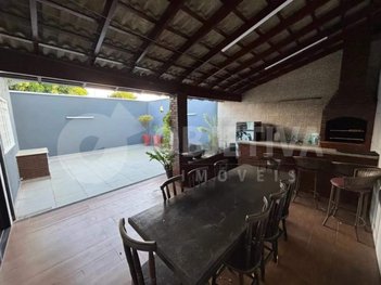 house em Rua do Adolescente, Laranjeiras - Uberlândia - MG