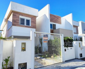 house em Rua Jabuticabeira do Sul, Campeche - Florianópolis - SC