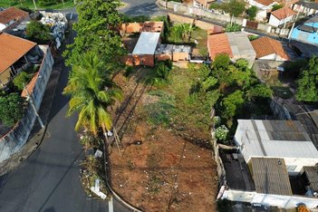 land_lot em Rua Antônio Cassiani, Jardim Bi-Centenário - Mogi Mirim - SP