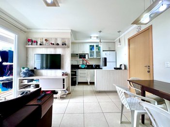 apartment em Rua Amador Bueno, Vila Ipiranga - Londrina - PR