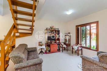 house em Rua Ponciano Pacheco da Silveira, Guarujá - Porto Alegre - RS