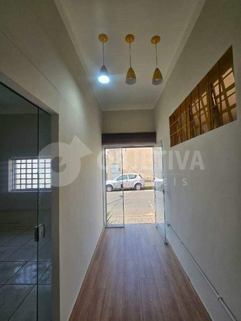 business em Rua José Andraus, Martins - Uberlândia - MG