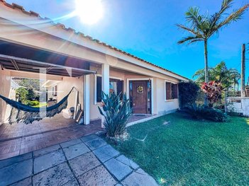 house em Rua Rio Comandaí, Centro - Xangri-Lá - RS