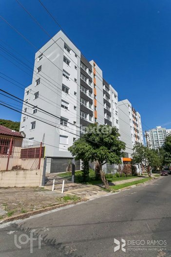 apartment em Rua Paulo Setúbal, Passo da Areia - Porto Alegre - RS