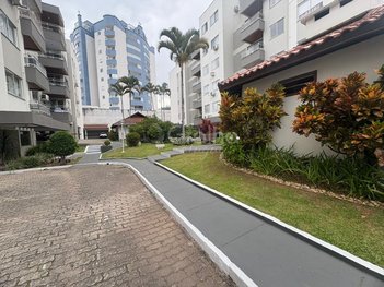 apartment em Rua Luiz Oscar de Carvalho, Trindade - Florianópolis - SC