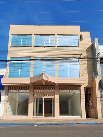 business em Rua Ramiro Barcelos, Centro - Montenegro - RS