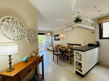 apartment em Rua das Tainhotas, Jurerê - Florianópolis - SC