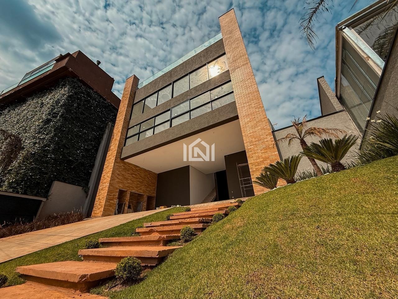 casa a venda no condominio golf village - fachada