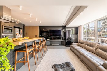 apartment em Rua Beck, Menino Deus - Porto Alegre - RS